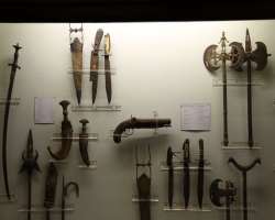 The museum has some exciting collections such as paintings and musical instruments and also the picture gallery, weapons, and ancient folks and crafts